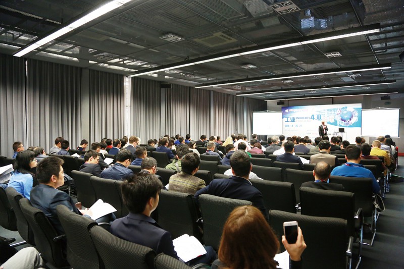 在上海舉辦的CHINAPLAS-2016國際橡塑展上首次亮相的“工業4.0論壇”,一經推出,-反應熱烈,吸引了超過600位專業觀眾。