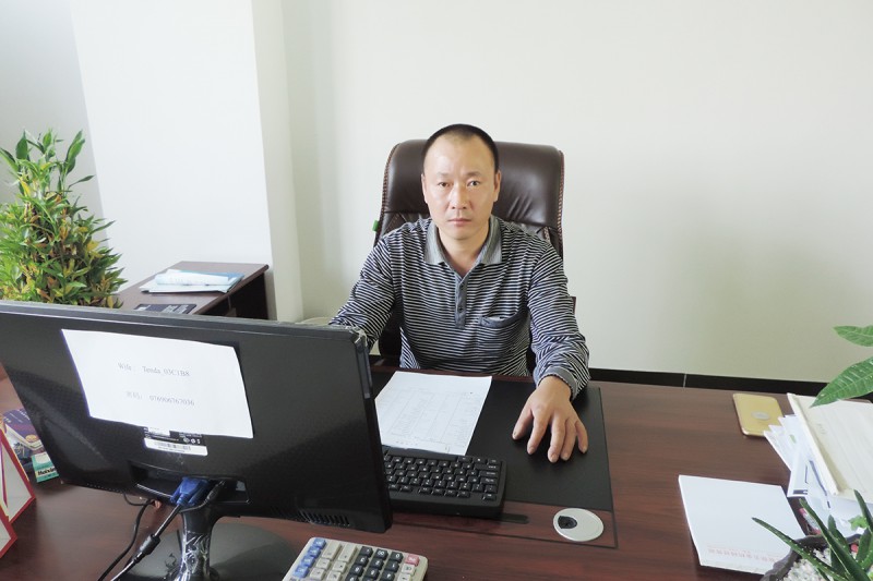 橋恩胥彪總經理