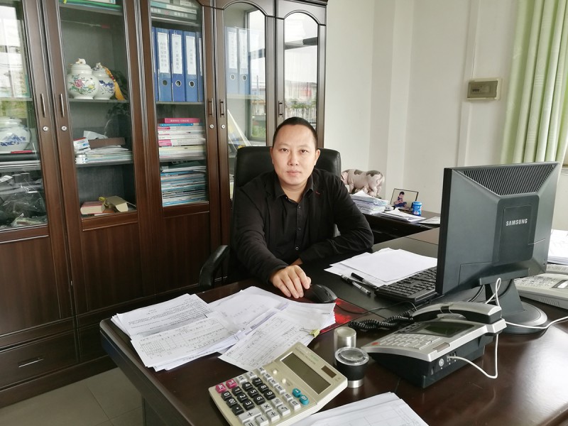 利惠(英德)五金塑料制品有限公司副總經理吳雄東