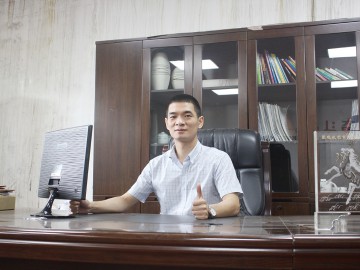 刷新自我 創新塑機