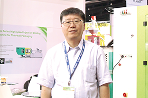 集團(tuán)董事副總經(jīng)理、注塑機(jī)事業(yè)部總經(jīng)理張濤