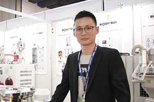 諾博特外貿(mào)經(jīng)理楊振輝