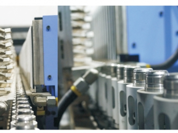 以創(chuàng)新為基點(diǎn)  中空吹塑揚(yáng)帆再造新輝煌