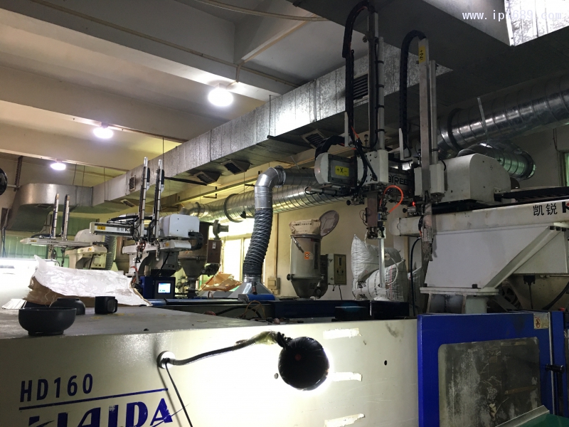 錦越塑料制品廠(chǎng) 車(chē)間