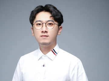 明發(fā)：跨越兩代人的傳承