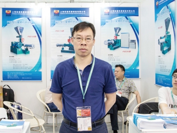 鐘小平：圍繞國家政策  以創(chuàng)新驅(qū)動高質(zhì)量發(fā)展