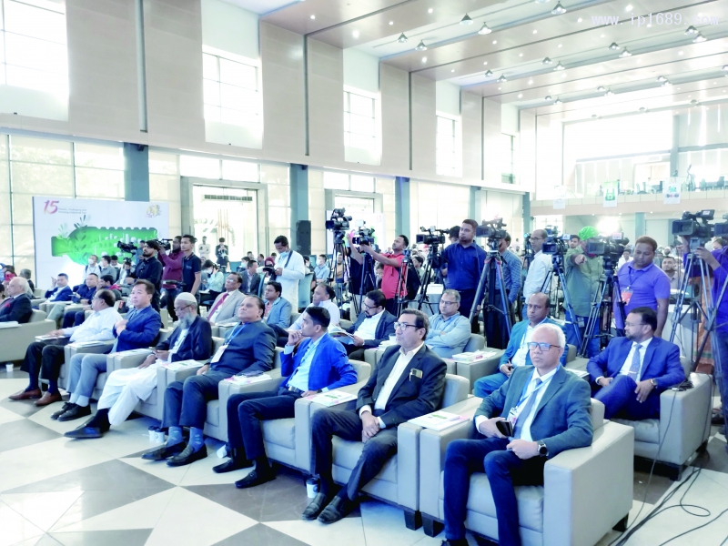 達卡橡塑包裝展更是為企業搭建了面對面交流的平臺